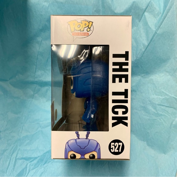 The Tick SDCC 2017 Summer Convention Exclusive Glow in the Dark Funko POP! - Picture 2 of 7